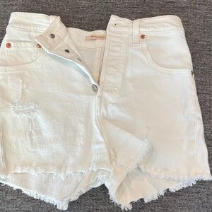 Levi's White Distressed Frayed Hem Denim Shorts